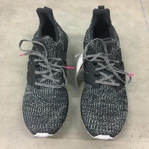 Adidas mens sneakers Ultra Boost Size 12.5